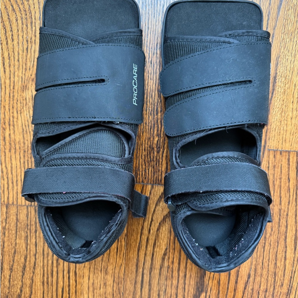Procare Black Medical Shoes